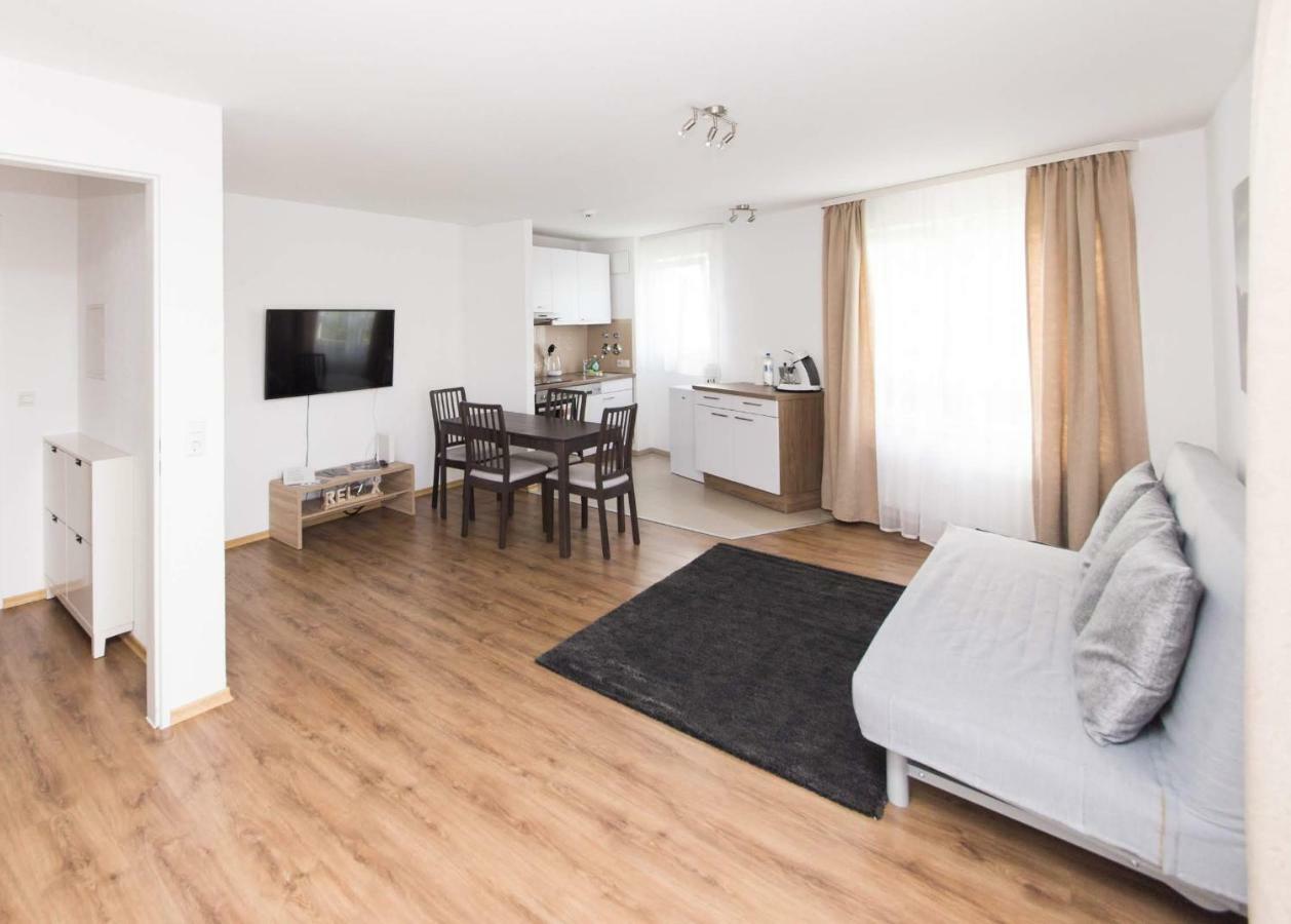 Outlet-Apartment Metzingen Metzingen  Exterior foto